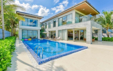Golden Beachside Resort Danang